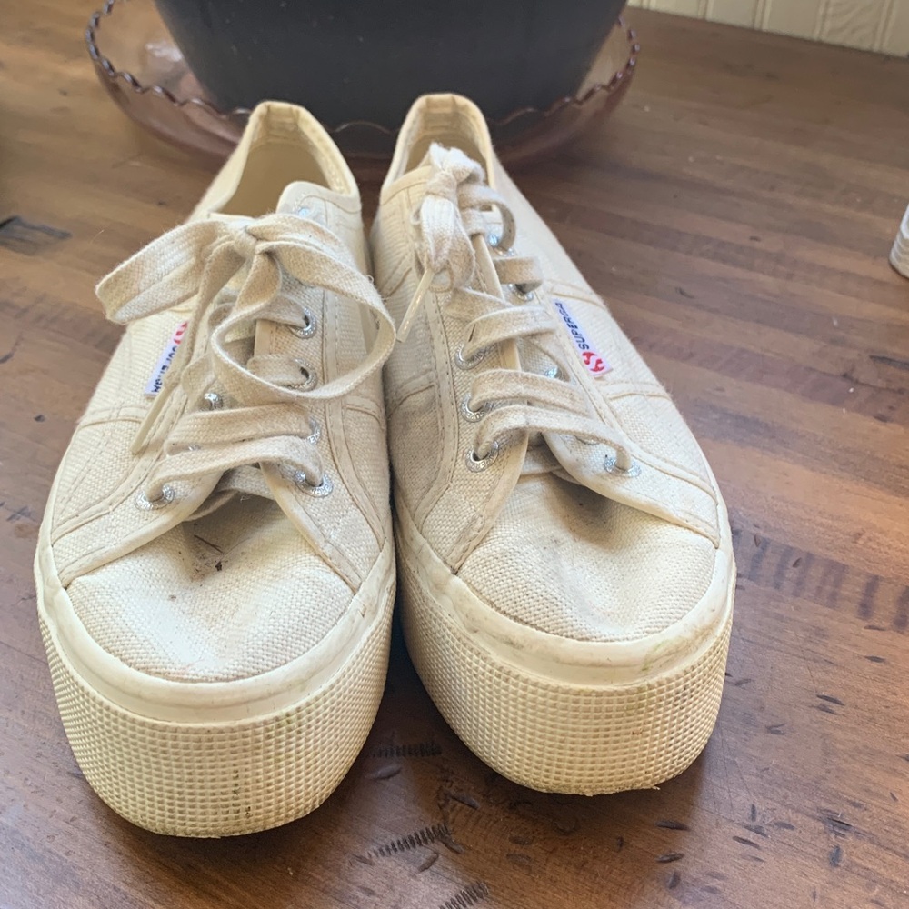 Beige platform Superga sneakers